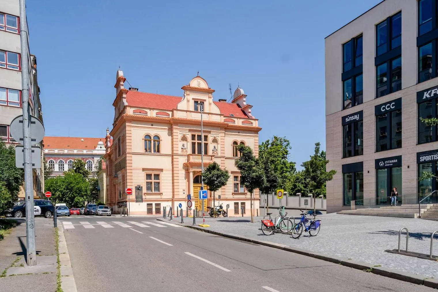 Blueground Letna Furnished Studio Foodie Area Prg-49 Prag Lägenhet