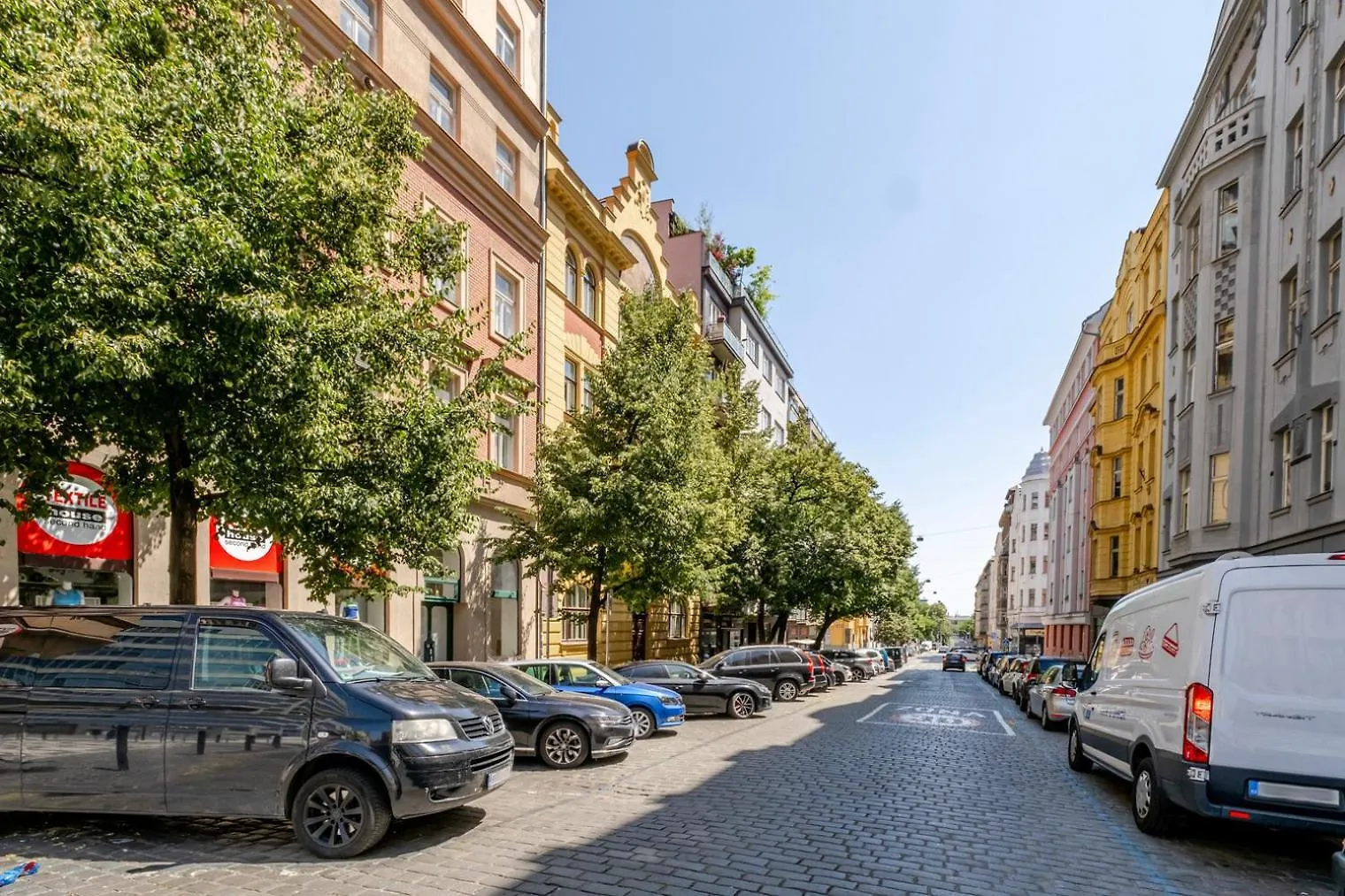 Blueground Letna Furnished Studio Foodie Area Prg-49 Prag Tjeckien