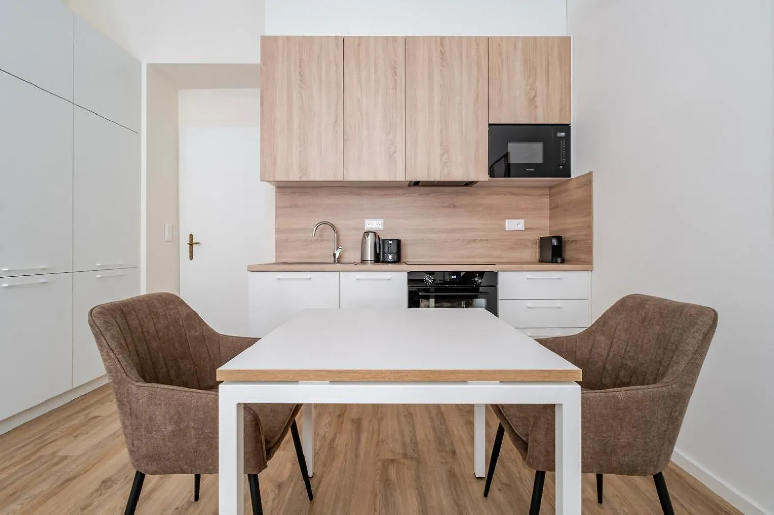 Lägenhet Blueground Letna Furnished Studio Foodie Area Prg-49 Prag Tjeckien