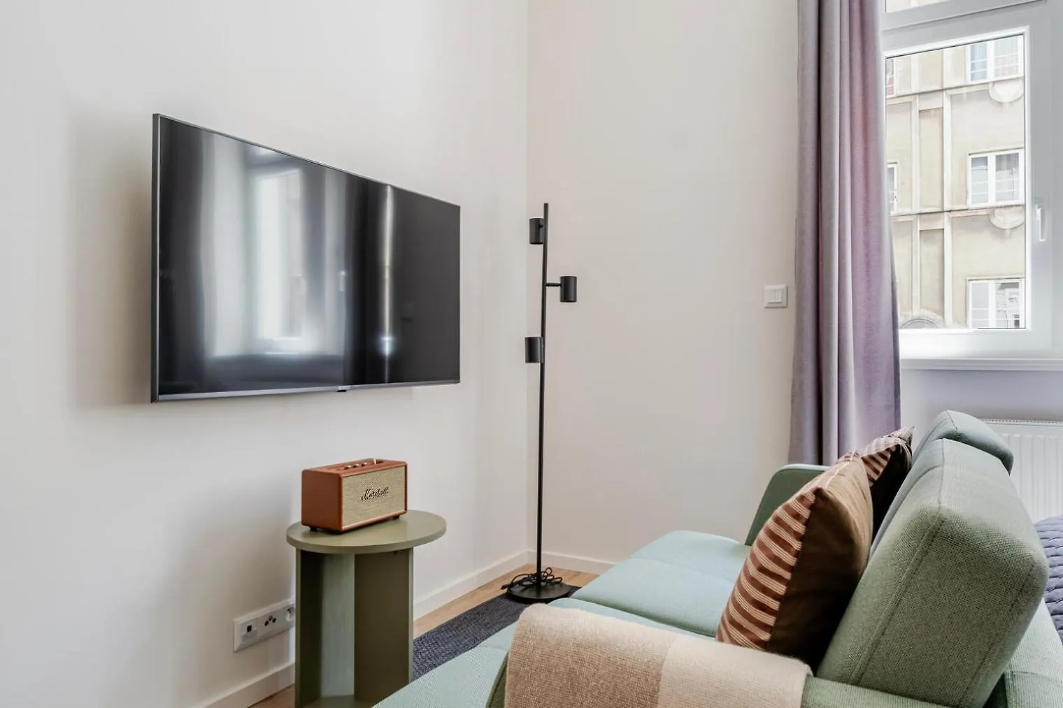 Blueground Letna Furnished Studio Foodie Area Prg-49 Prag Tjeckien